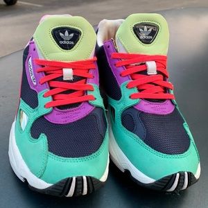 Adidas Falcon, Multi-colored